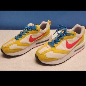 Nike Air Max Dawn Vivid Sulfur/Siren Red Mens Shoes Size 11